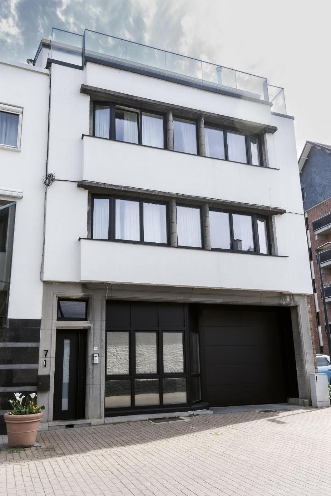 The Edgewater Suites - Skyline Namur Exteriör bild